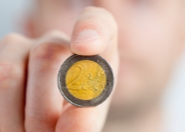 紫光学大2016财务业绩：净利润为-9868.32万元，连续两年亏损