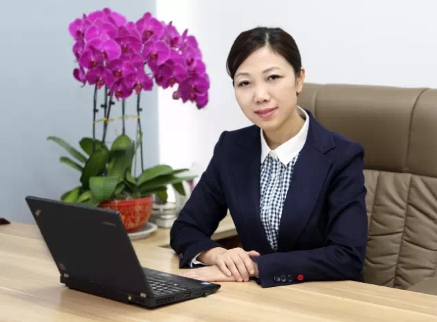 西安学大教育总经理范婷给您拜年啦！