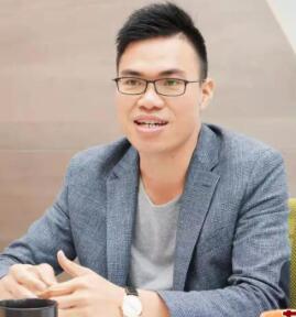 晓教育集团总裁李土棠：逆境求变，危中革新